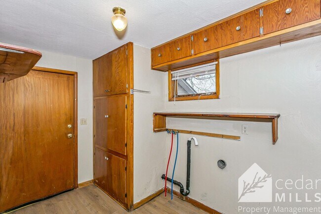 Building Photo - 1723 N Holyoke St