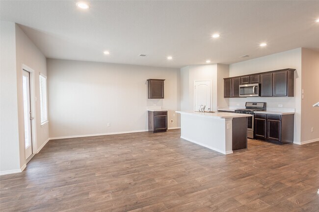 Building Photo - 21003 Seneca Willow Wy