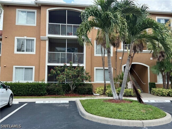 Building Photo - 1830 Florida Club Cir