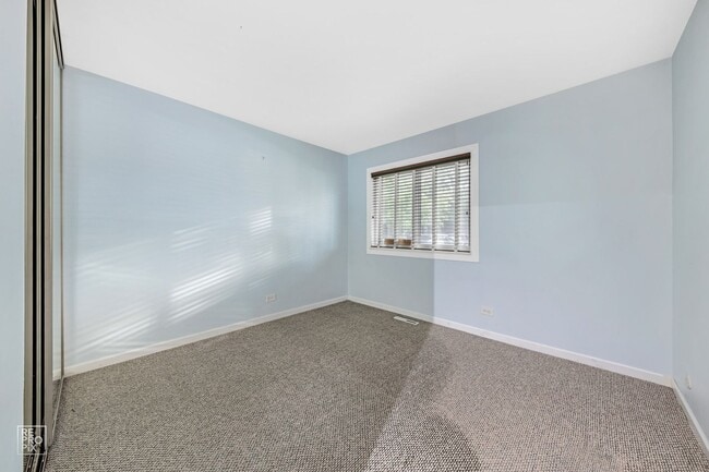 Building Photo - Roselle Two Bed Ranch