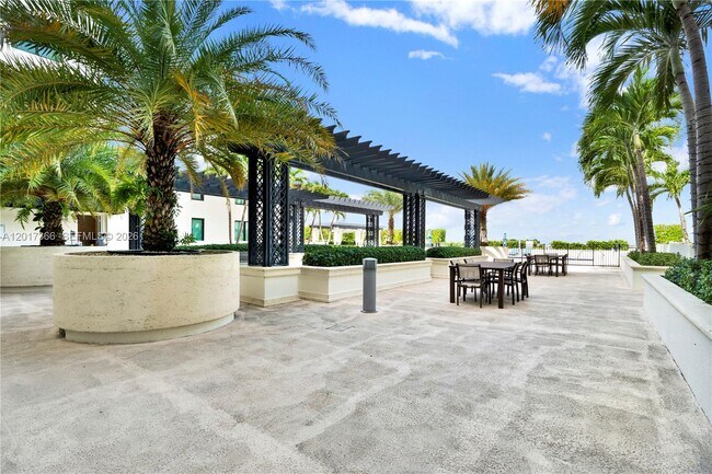 Building Photo - 1300 Ponce de Leon Blvd