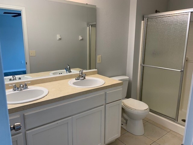 Building Photo - 1803 Royal Ridge Dr