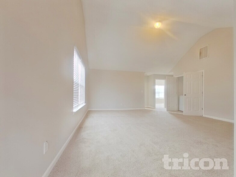 Building Photo - 5020 Serenity Point Ln