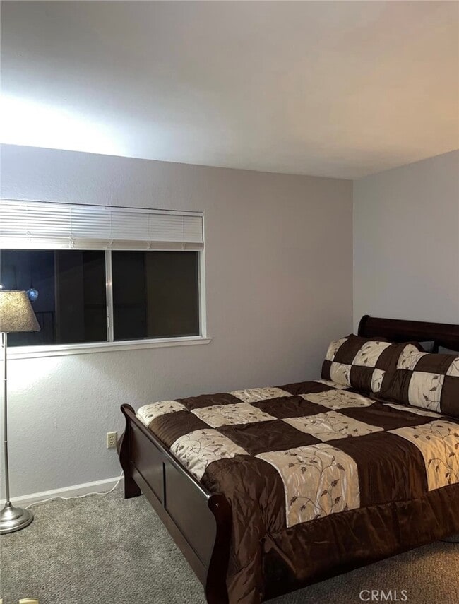 Building Photo - 8149 Glen Alta Way