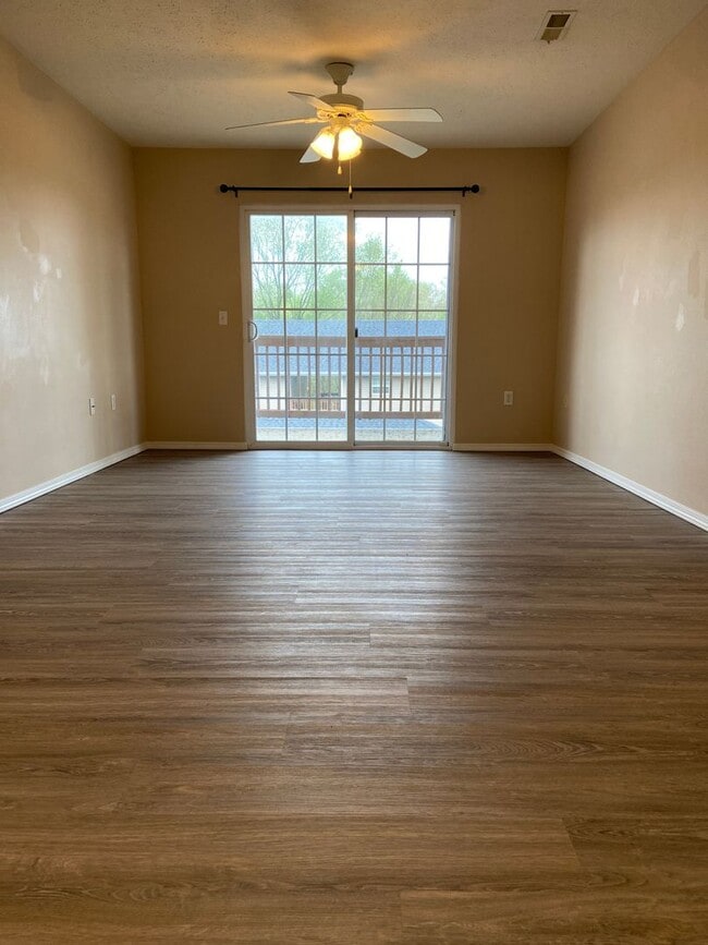 Building Photo - Condominium in Academy Commons