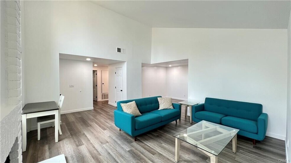 Building Photo - 2061 W Redlands Blvd
