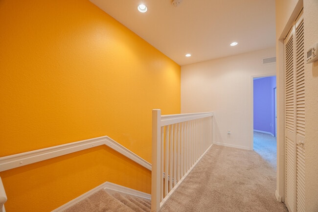Building Photo - 1078 NW 33rd Manor