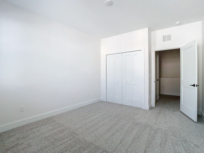 Building Photo - Malena Park - Brand New Constructed Townho...