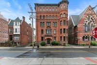Building Photo - 284 Orange St