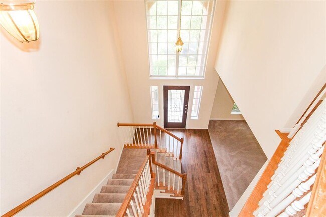 Building Photo - 5921 Back Bay Ln