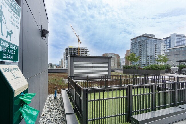 Building Photo - 1085 103rd Ave SE