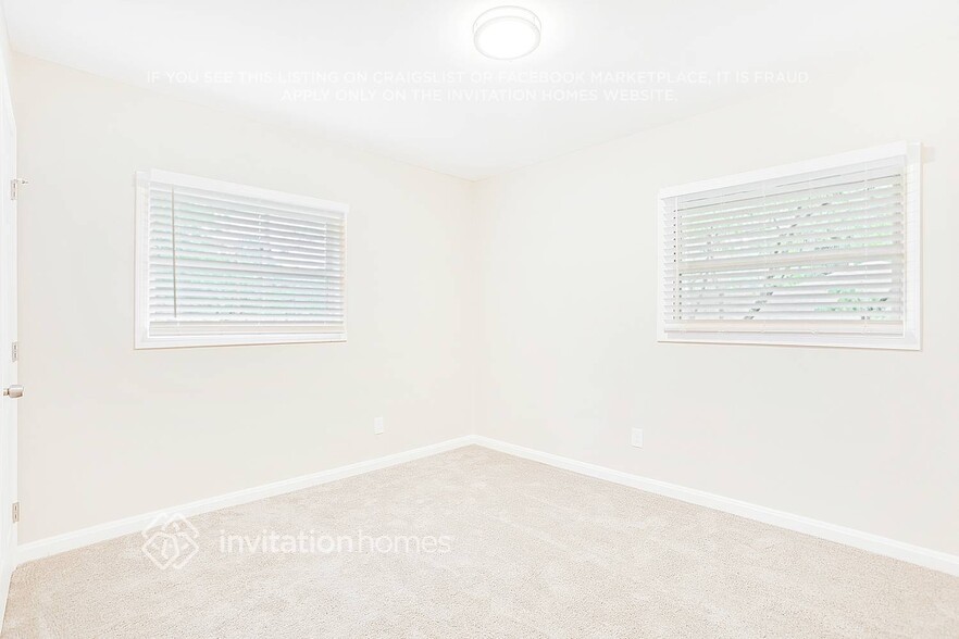 Building Photo - 2716 Lancaster Dr