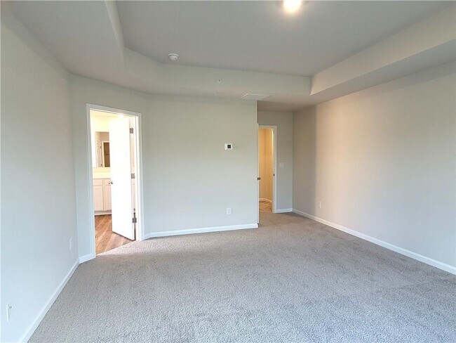 Building Photo - 310 Sound Cir