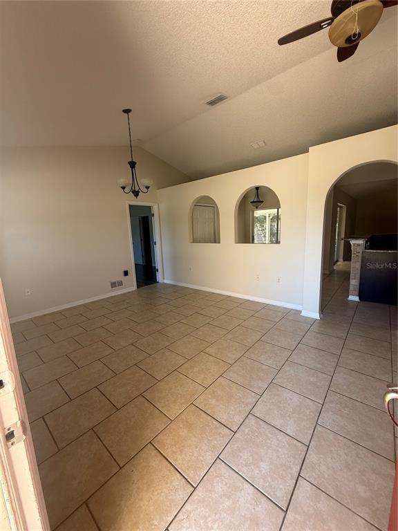 Building Photo - 36 Firethorn Ln