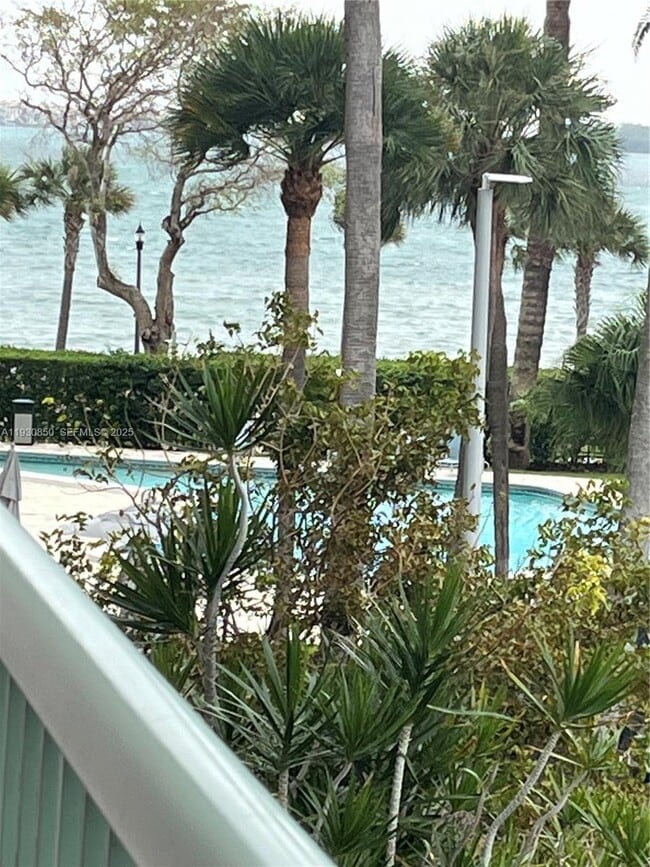 Building Photo - 1408 Brickell Bay Dr