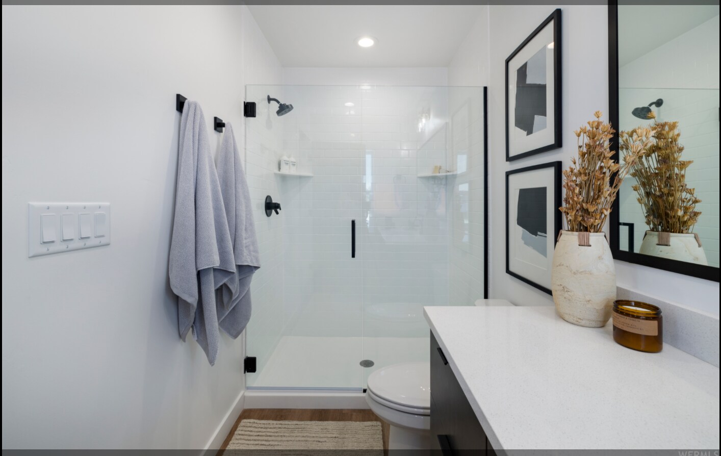 Building Photo - 1660 S Major St