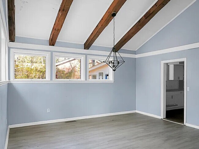 Building Photo - 407 Hayne St