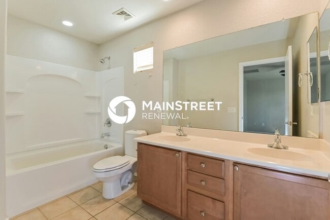 Building Photo - 10559 E Pleasant Pasture Dr