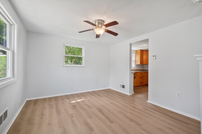 Building Photo - 759 Gallion Ave