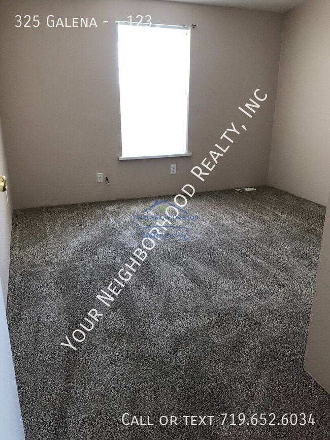 Building Photo - 325 Galena Ave