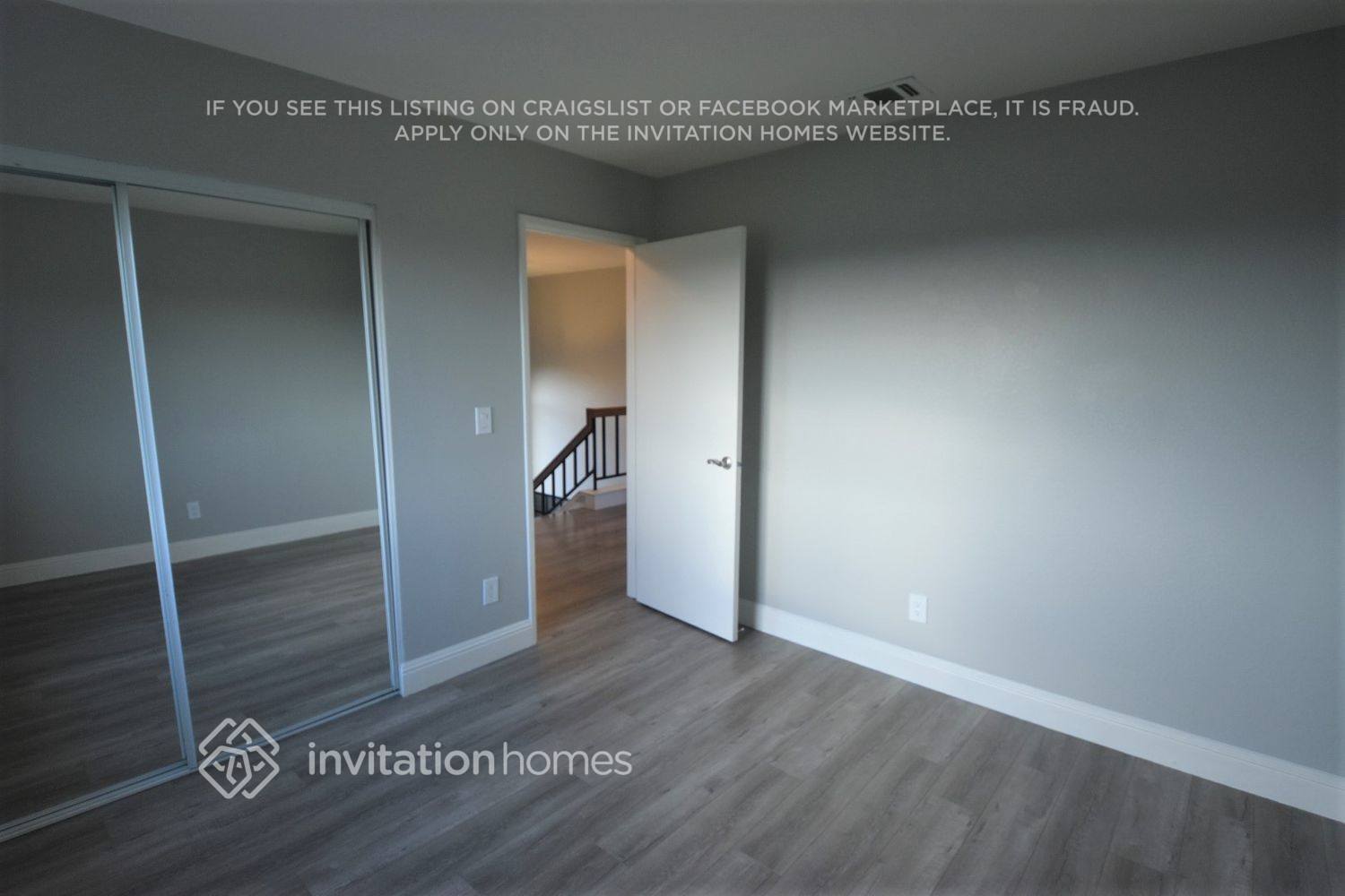 Building Photo - 1070 Silk Oak Dr