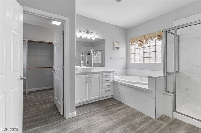 Building Photo - 2231 Desert Prairie St