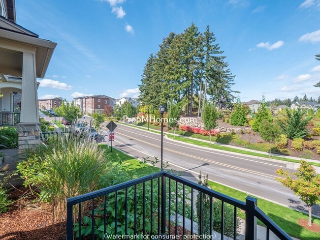 Building Photo - Fantastic Three Bedroom Home In Wilsonville On Corner Lot!