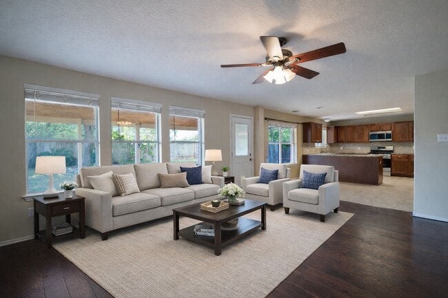 Building Photo - 8315 Cardamon Ln