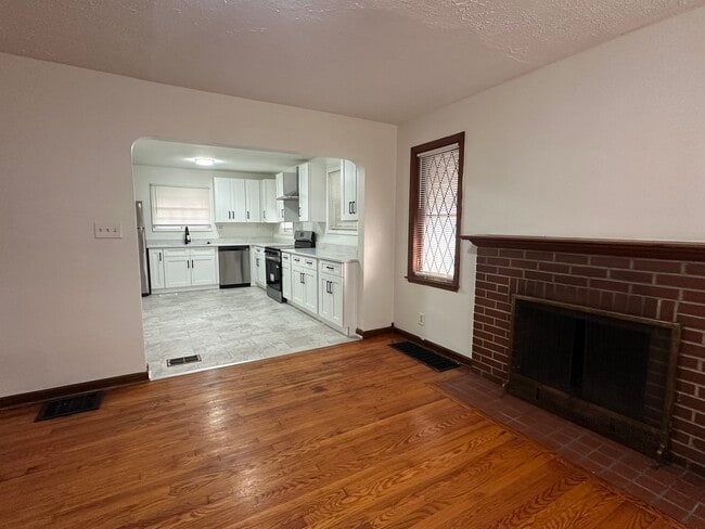 Building Photo - 2014 Studer Ave