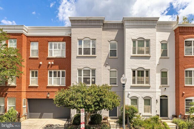 Building Photo - 1227 V St NW