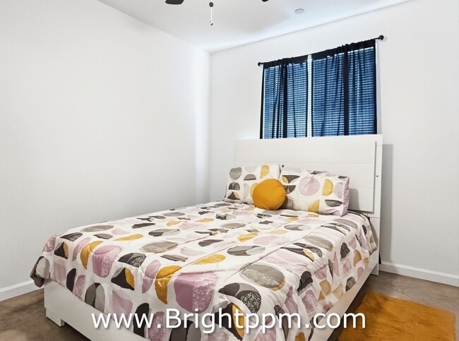 Building Photo - 13244 El Cajon Dr