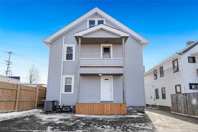 Building Photo - 3904 Ardmore Ave