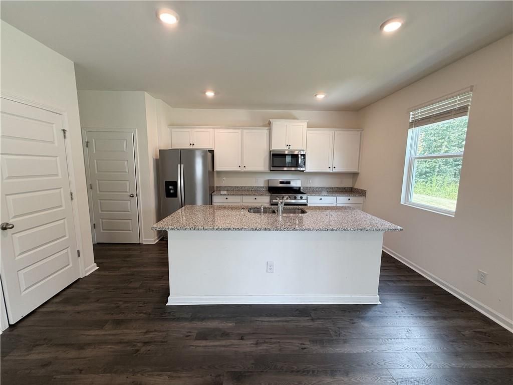 Building Photo - 174 Woodbrook Trl
