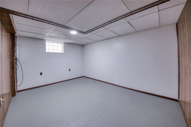 Building Photo - 5523 Rippey Pl