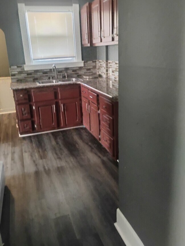 Building Photo - 3917 Homewood Ave