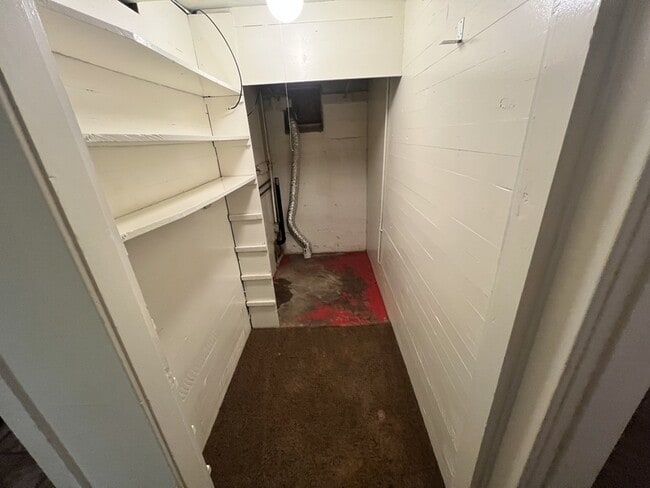 Building Photo - 132 S 200 E