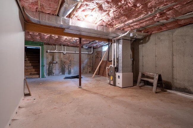 Building Photo - 86 Reservoir Dr