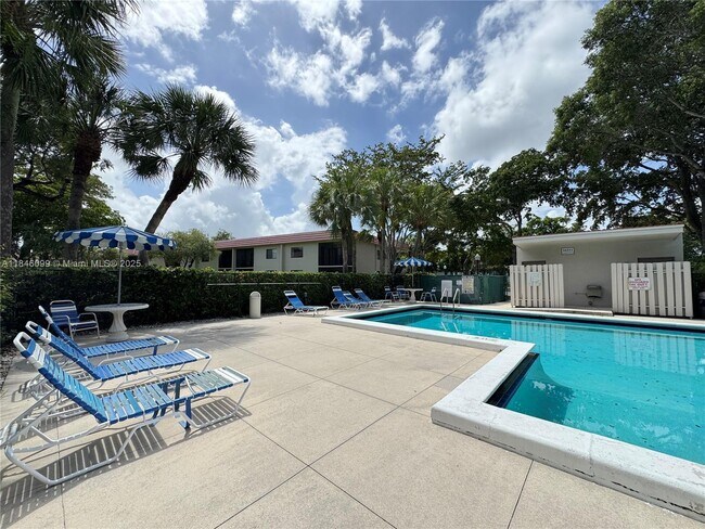 Building Photo - 16215 Saddle Club Rd