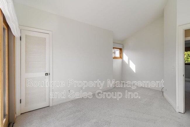 Building Photo - 35302 Vista De Todo