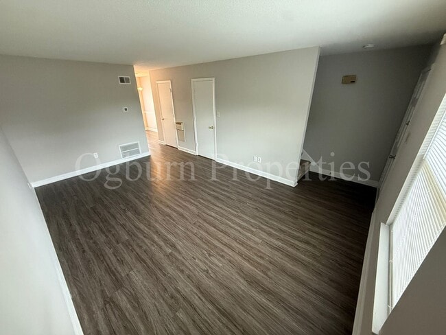 Building Photo - 2350 Bay Meadows Ct