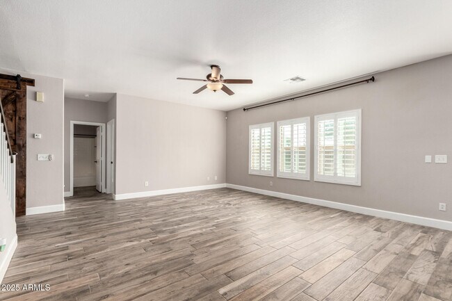 Building Photo - 3049 S Sierra Heights Cir