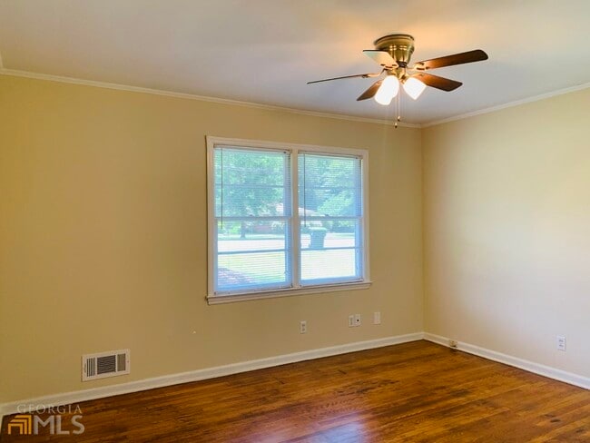 Building Photo - 6 Ozmore St