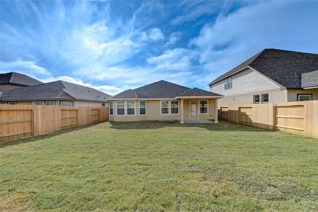 Building Photo - 21514 Pachino Ln