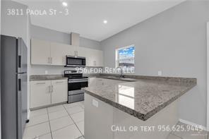 Building Photo - 3811 Paola St