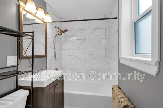 Building Photo - 7 E Depew Ave
