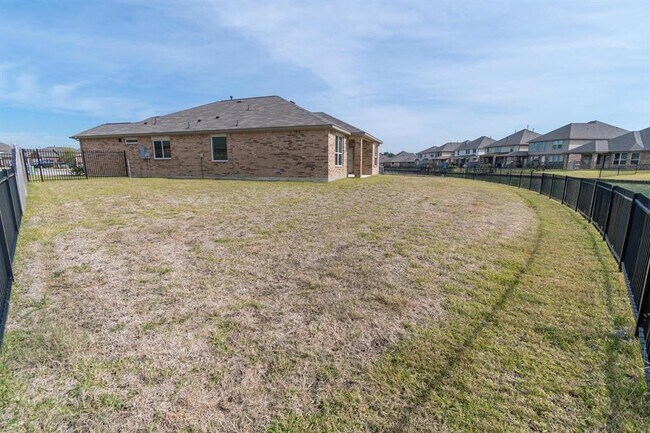 Building Photo - 29654 Clover Shore Dr