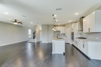 Building Photo - 260 Lee Roy Jordan St