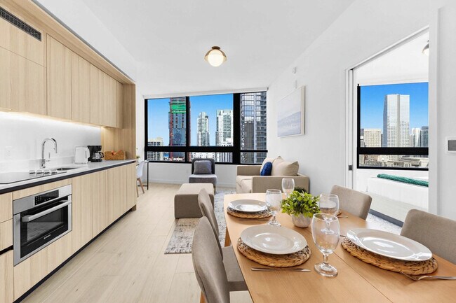 Building Photo - 225 N Miami Ave