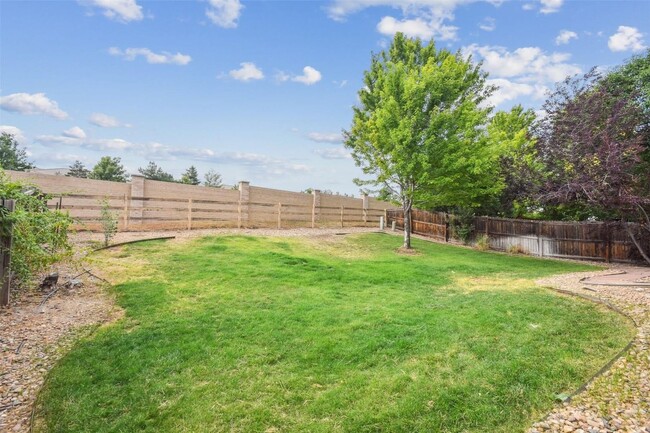 Building Photo - Like New 4br/2.5ba near I-25 & Lincoln Ave