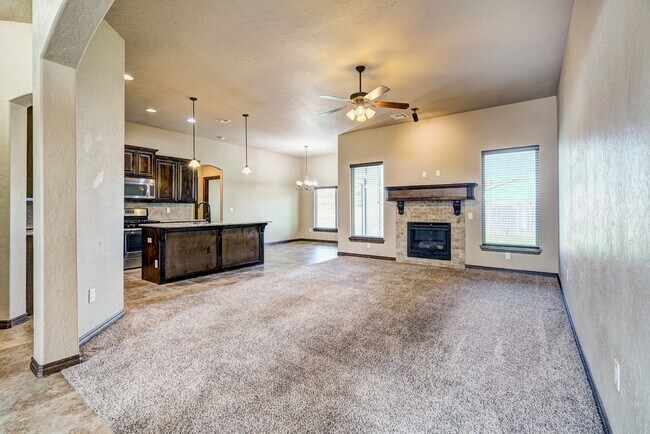 Building Photo - AVAILABLE THE END OF APRIL! 3 OR 4 BDRM, 2 BATHRM, 2 CAR & STORM SHELTER